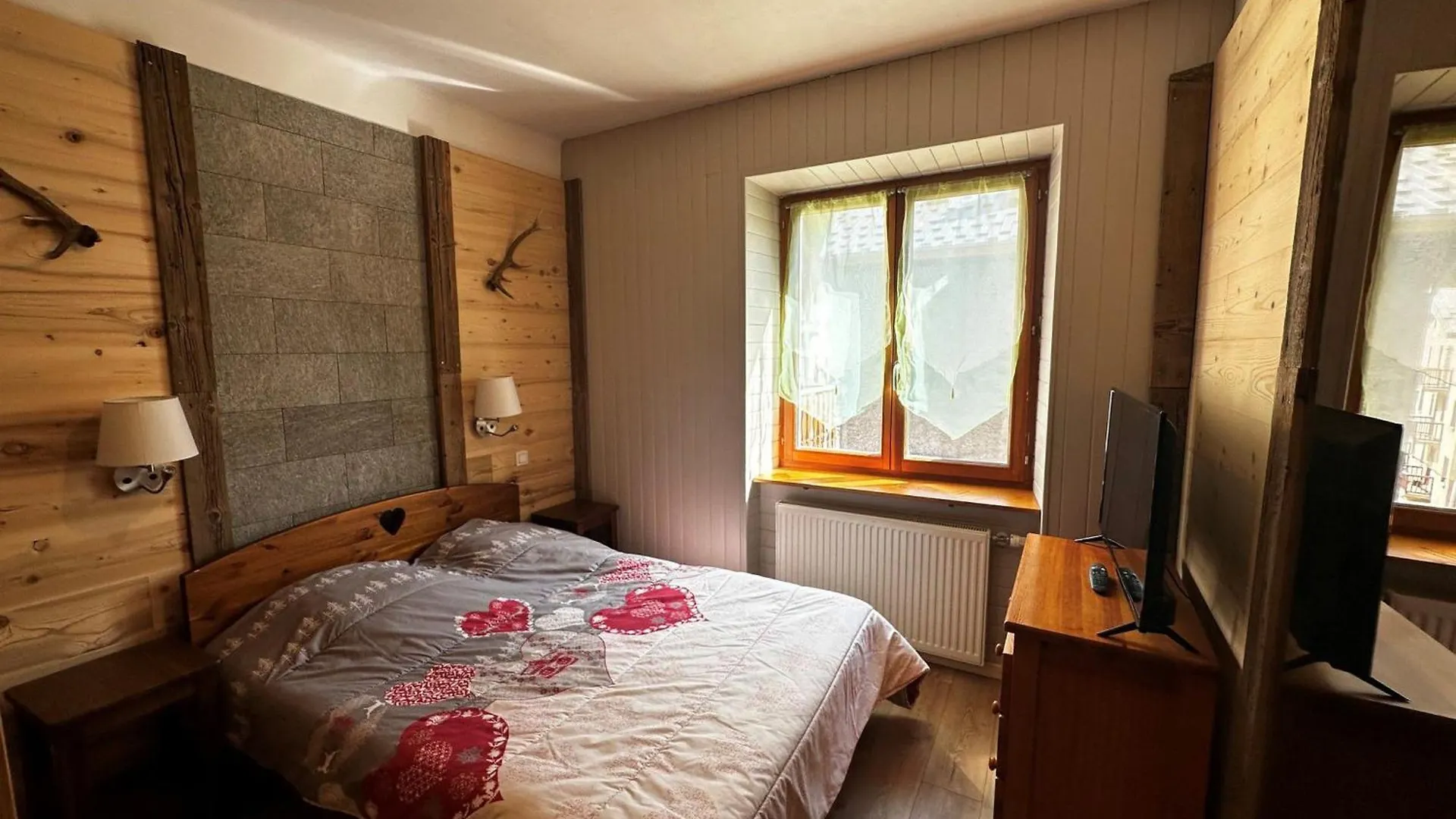 Appartement 14 Personnes Avec Balcon Et Terrasse Au Coeur De Val Cenis Lanslebourg, Proche Commerces - Fr-1-508-258